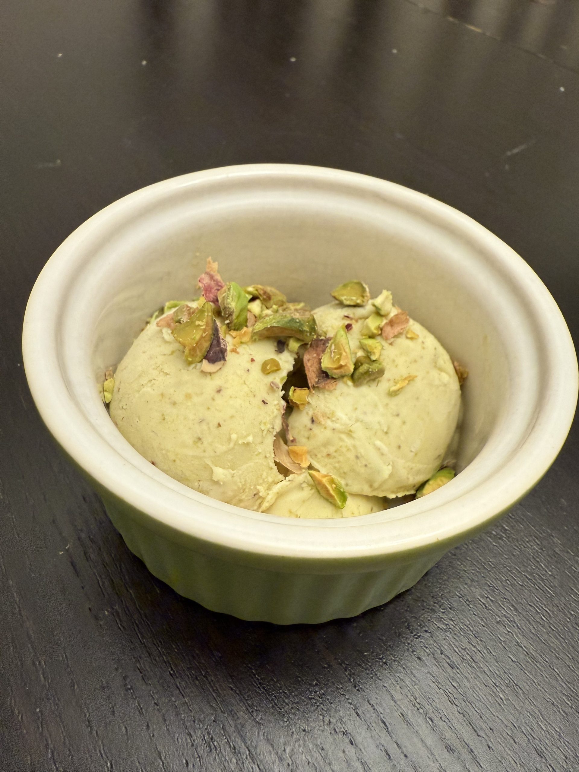 A legjobb és legegyszerűbb sós pisztáciafagyi fagyigéppel!